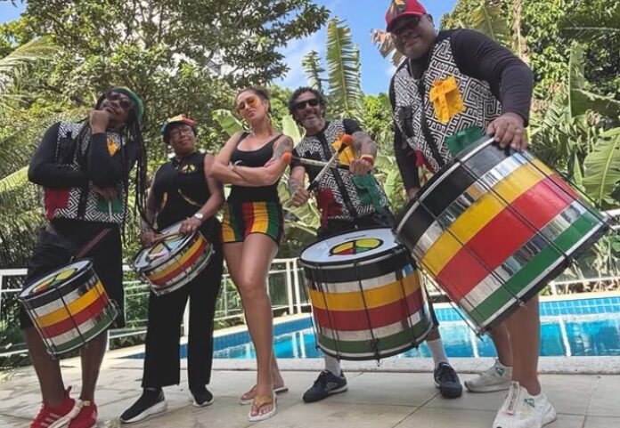 Cheiro de Amor e Olodum_H